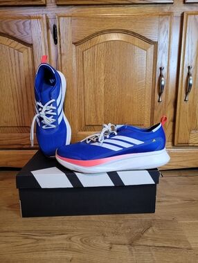 Adidas Jogit Mens Size 13 Course A Pied Athletic Running Shoes Sneakers JR0867